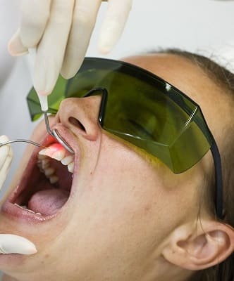 Laseroterapia w stomatologii